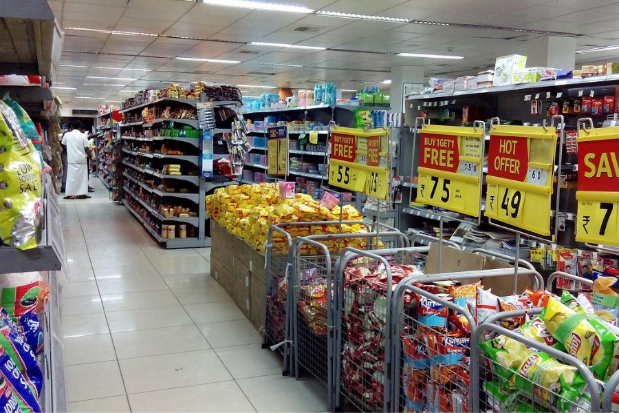 Engagement with food labels falls to 31% in online shopping